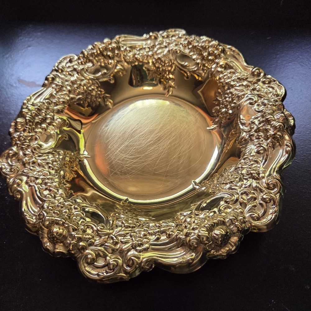Copper Craft Brassware USA Grape Motif 7.5" Ornate Round Dish